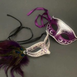 Purpple Mardi Gras Masquerade Peacock Feather Mask Pair Carnival Birthday Party - Picture 1 of 5