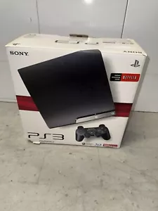 Sony PlayStation 3 PS3 Slim Konsole mit Controller & Kabeln getestet - Bild 1 von 16
