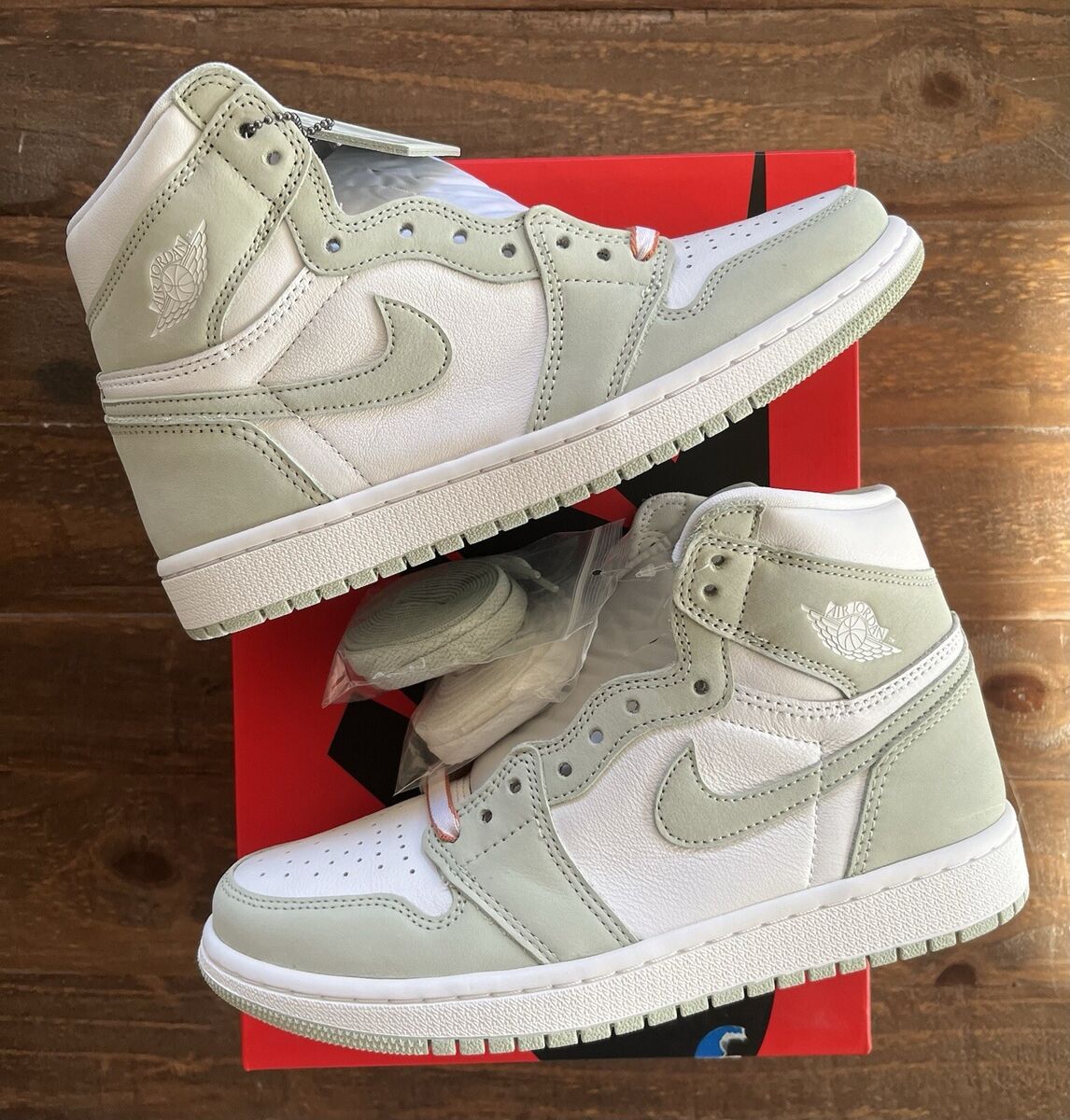 Jordan 1 Retro OG High Seafoam W for sale - eBay Jordan 1 Retro OG High Seafoam W for sale - eBay