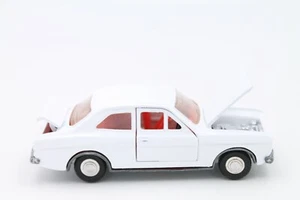 DINKY TOYS 168 * FORD ESCORT 1 * 1:43 * CODICE 3 * UNICO - Foto 1 di 8