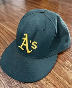 Oakland Athletics New Era On field Fitted Cap Hat 7 1/4 Green Size 8 Cool Base - Picture 1 of 11
