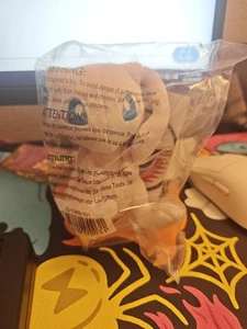 Pokemon Center Original Sitting Cuties Mew Plush 4 ¾ Inch - Sealed  - Picture 1 of 3