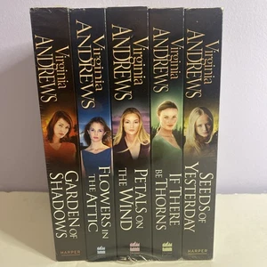 V.C. Andrews Dollanganger Lot 5-Book Set (Flowers In The Attic) *Brand New* - Bild 1 von 14