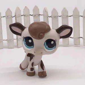 Littlest Pet Shop~#2217~Blanco Marrón~Vaca manchada~Ojos azules~Blythe's Vacation Pet - Imagen 1 de 4