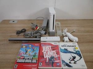 Nintendo Wii Console White (RVL-001) OEM Controllers And Cables, Tested - Picture 1 of 8