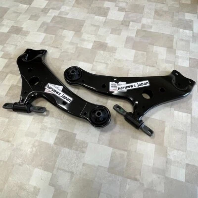 Juego de brazo de control inferior delantero derecho derecho original Toyota Lexus 10-18 RX350 RX450h OEM Foto 1 de 4