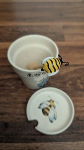 Ceramic Lidded Honey Pot "Bees Around the Honey Pot" Storage Jar Kitchen - Picture 1 of 12