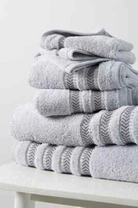 JUEGO DE TOALLA DE MANO MAISIE MAISIE METÁLICO GRIS PLATEADO 2 algodón ecológico nuevo con etiquetas - Imagen 1 de 2