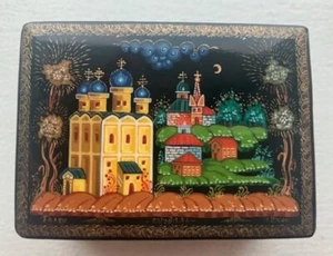 Handmade jewelry box made of Russian Palekh lacquer - Picture 1 of 8