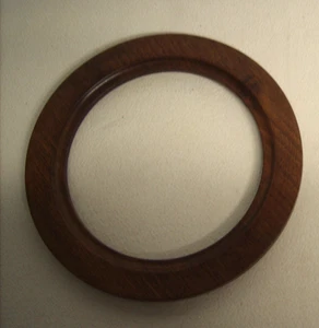 Vtg 9" Diameter Walnut Wood Collector's Plate Frame Holds 7" Plate - Picture 1 of 3