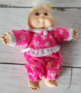 1995 Cabbage Patch Kids Mini Doll 4.5in Pink PJs - Picture 1 of 5