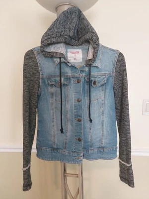 Chaqueta con Capucha Mossimo Para Mujer Talla MEDIANA Azul Envejecido Denim y Tejido Foto 1 de 4