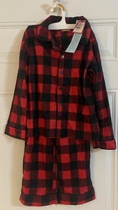 NWT Kids’ Cat & Jack™ 2 Piece Button Up Red Buffalo Plaid PJs Size M (8) - Picture 1 of 5