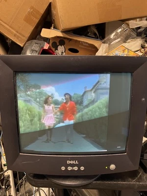 Vintage Dell E773C 16” 1280x1024 Color CRT Computer Monitor VGA (WORKING) - Image 1 of 4