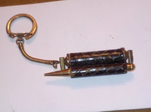 Vintage Druckbleistift mit einziehbarer Notizrolle Messing Schlüsselanhänger/Keyring RAR - Bild 1 von 8