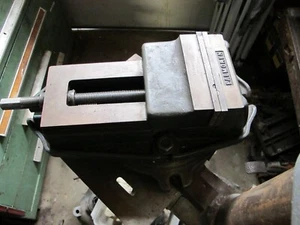 PALMGREN  6" Heavy Duty Milling Machine Vise Swivel base  Made in USA. - Picture 1 of 5