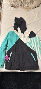 Volcom Women’s Snowboarding Jacket - Picture 1 of 5