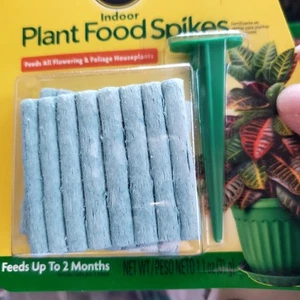 12 Packages Miracle-Gro Indoor Plant Food Spikes - 24 Spikes each pack-1.1 oz.@ - Picture 1 of 6