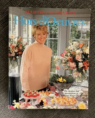 Martha Stewart's Hors d'Oeuvres Cookbook 1984 Vintage Recipes Appetizers - Image 1 of 4