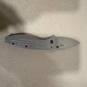 SOG Silver Pocket Knife With Belt Clip - Picture 1 of 5
