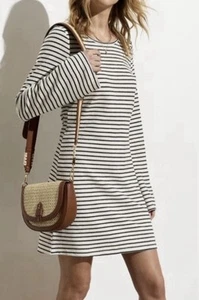 New Look knitted White and navy striped Open-Back Mini Dress flare sleeves UK 18 - Picture 1 of 18