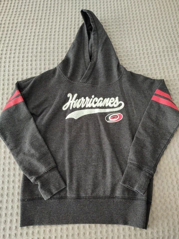 Carolina Hurricanes Hoodie, Size 10/12 Cover