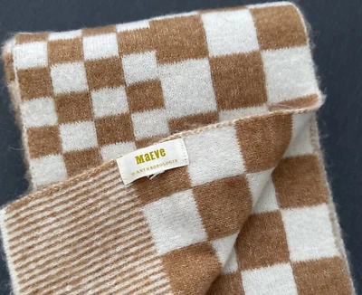 Anthropologie MAEVE 112” L Tostado Marfil Estampado a Cuadros Acogedora Bufanda Informal Preppy Foto 1 de 4
