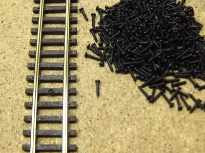 V1, Gleisschrauben KaModel, 1x5mm, Für HO/TT/N Gleise, 100-500 Stück - Bild 1 von 3