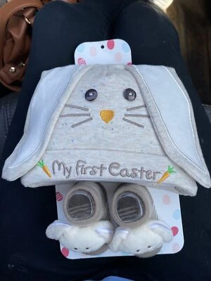 Pascua! Conjunto de sombrero y botín tejido Little Me My First Easter - marrón/gris talla 0-12 nuevo con etiquetas Foto 1 de 2