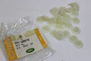 25x Neu Original Land Rover Freelander II Mutter Clip Schweller Leiste RYH500870 - Picture 1 of 2
