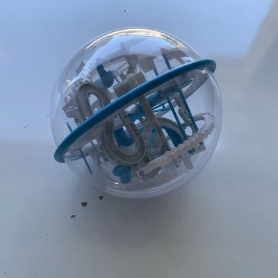 Perplexus Epic The Original Maze Craze Ball Brain Teaser Labyrinth - Image 1 of 4
