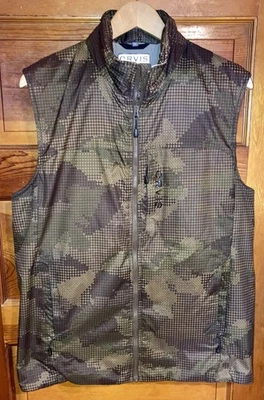 Orvis Men's Pro Primaloft Insulated Vest Size Medium Camouflage - Image 1 of 3