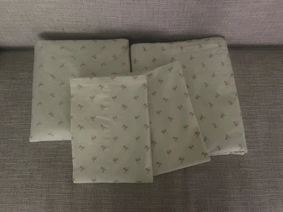 Vintage Simply Shabby Chic 4-Pc FULL or Double Sheet Set Ditsy Flowers - Image 1 of 4