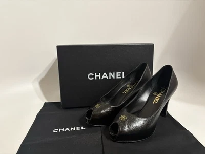 Vtg Chanel Black Leather Stitch CC Logo Peep Toe Heels 36 - Image 1 of 4