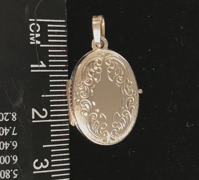 NEW Sterling Silver Oval Locket 925 Pendant Fancy Design Love Family Portrait - Image 1 of 4