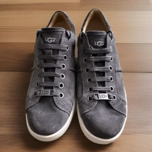 Zapatillas con cordones Ugg para mujer talla: 9,5 gamuza cuero gris detalle jerez - Imagen 1 de 17