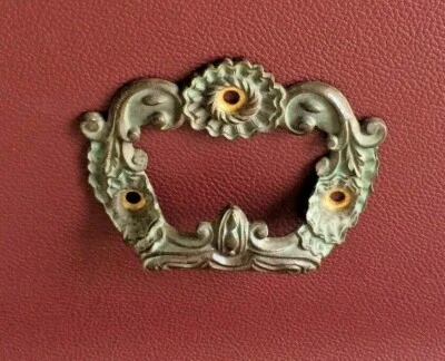 POIGNÉE DE COMMODE EN BRONZE ANCIENNE/ Ancient Chest-of-drawer Handle - Photo 1/3