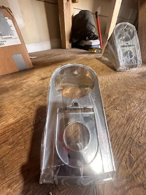 NUEVA CONSOLA DE TABLERO DE TANQUE DE COMBUSTIBLE OEM Harley-Davidson Chrome Softail FLST 71273-00A Foto 1 de 3