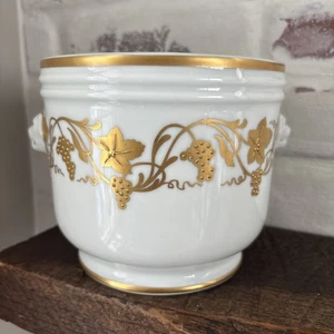 Limoges Porcelain Gold Rim Detailed Vase Lord & Taylor Planter Lion Heads France - Picture 1 of 10