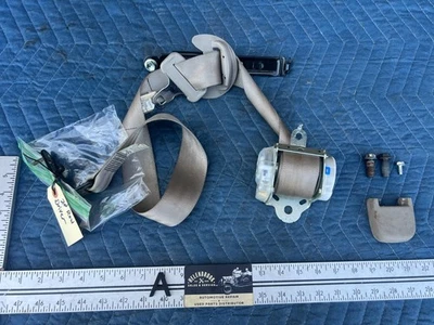 Toyota Sienna 2004-2010 segunda fila trasero conductor LH cinturón de seguridad retractor OE #3556EM Foto 1 de 4