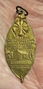 RARE- Int'l Assoc. Firemen’s Badge - Tobacco Leaf Shape! - 1925 - KENTUCKY - Bild 1 von 5