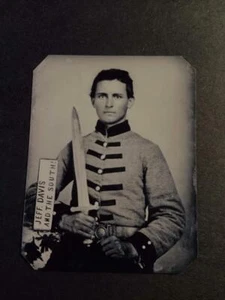 Sixth-Plate Civil War Confederate Soldier Tintype C2370RP - Picture 1 of 1