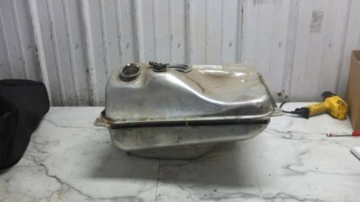 21 BRP Can Am Spyder Roadster RT Limited 1330 Gas Fuel Petrol Tank - Изображение 1 из 4