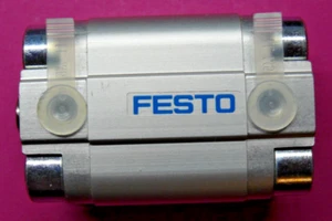 FESTO Kurzhubzylinder Kompaktzylinder ADVU-20-15-P-A (156516) NEU - Bild 1 von 3