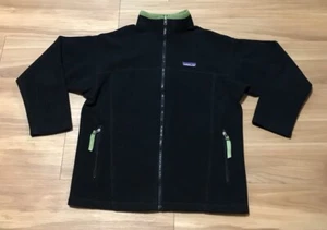 Patagonia Youth Large Fleece jacket  Black & Green Full Zip High Neck  Pockets - Picture 1 of 14