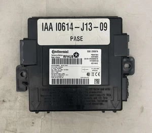 For 2015 Jeep Grand Cherokee Hub Receiver module OEM Mopar 68240156AB - Picture 1 of 3