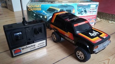 Nikko Toyota Hilux Pick-up 4WD "Holiday Camper" RC Vintage technotoy - Bild 1 von 4