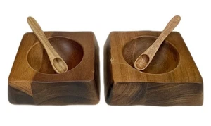 Rachael Ray Wood Open Salt & Pepper Cellar with Spoon 2 Bowls - Picture 1 of 4