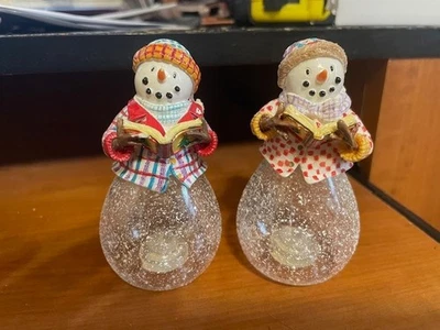Princess House Glass Snowman Salt & Pepper Shakers - Image 1 of 4