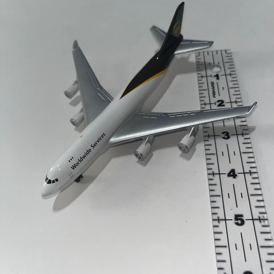 Avión de juguete Daron RT4346 UPS United Parcel Service modelo diecast de 5 pulgadas Foto 1 de 4